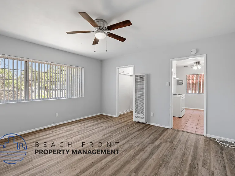 2135 Santa Fe Ave — Photo 6