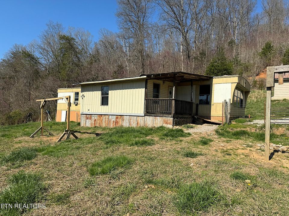 2nd image of 304 Beard Valley Rd