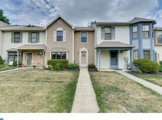 4 Stratton Ct, Robbinsville, NJ 08691