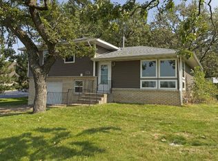 9913 Foley Blvd NW, Coon Rapids, MN 55433