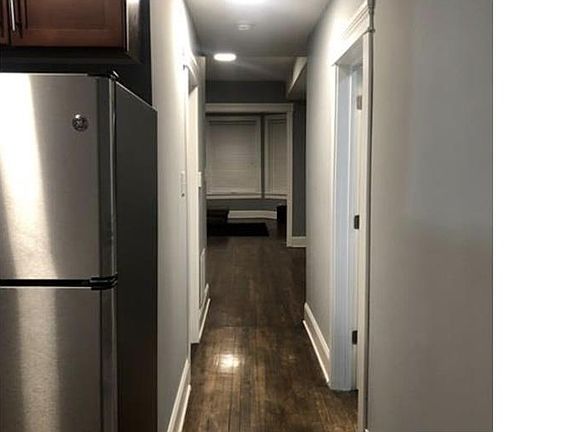 4th image of 3907 W Van Buren St #2