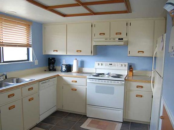 4th image of 4411 Sea Mist Ct APT 274
