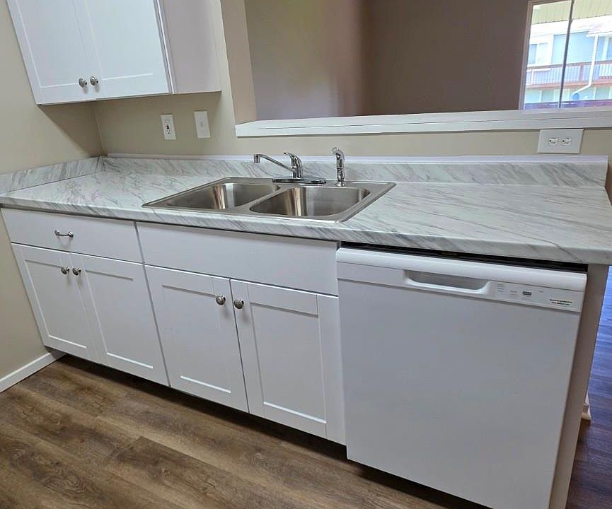 9343 Parkview Cir, photo 6