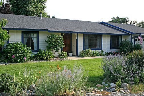 1st image of 4432 Glen Way