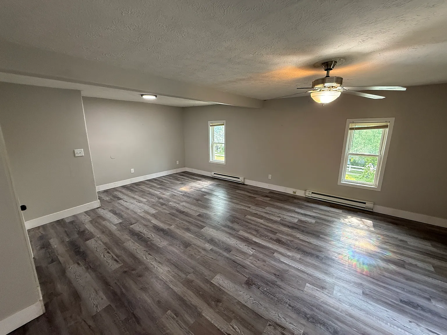 3 bed, $895 — Photo 4