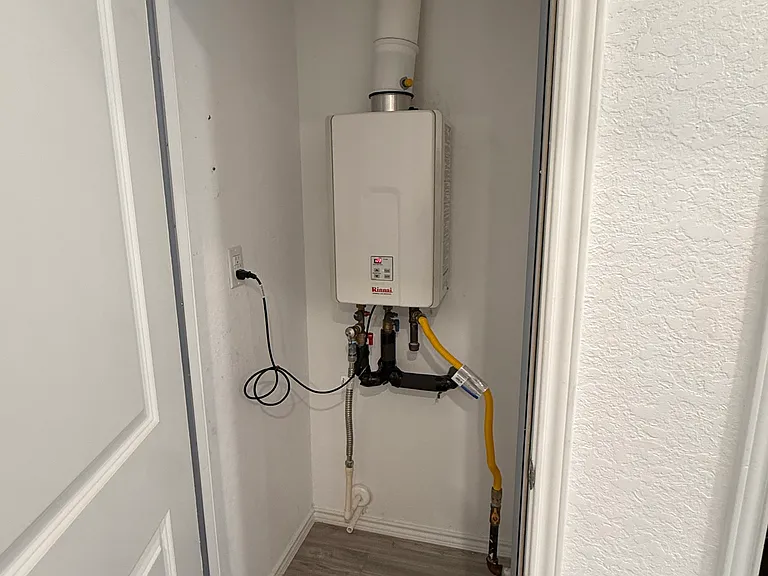 Tankless waterheater