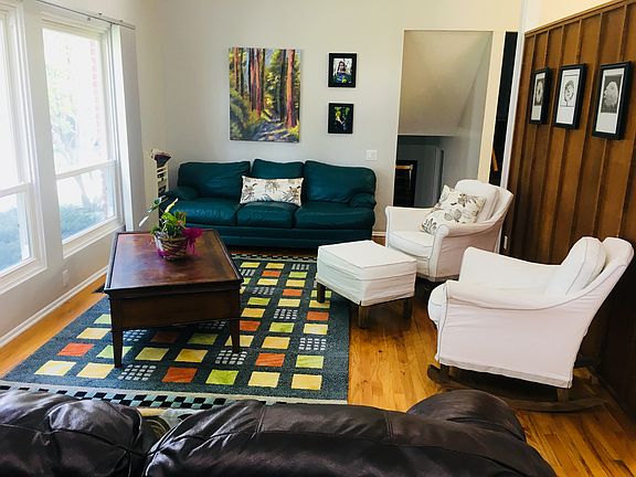 4th image of 8033 Sanborn Dr