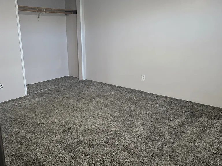 1732 N 21st Ave — Photo 11