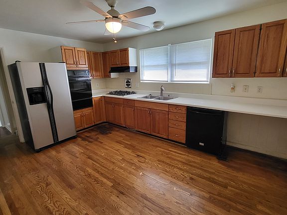4th image of 1440 Angelus Dr