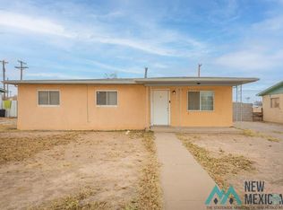 1104 W Yucca Ave, Artesia, NM 88210