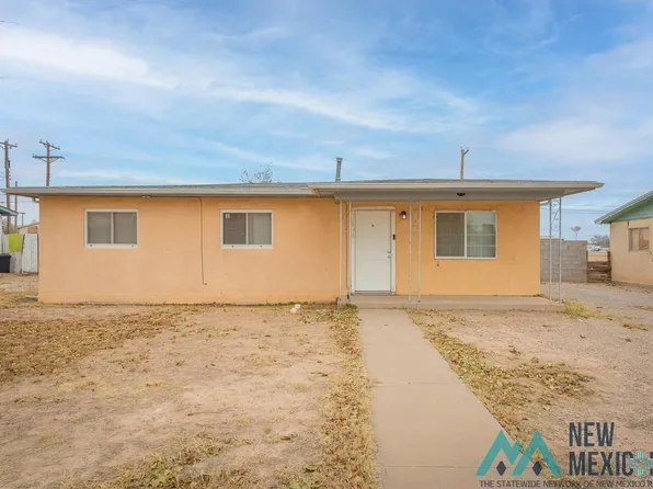 1104 W Yucca Ave, Artesia, NM 88210