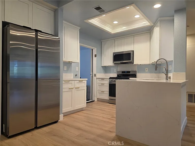 16431 Fitzpatrick Ct — Photo 2