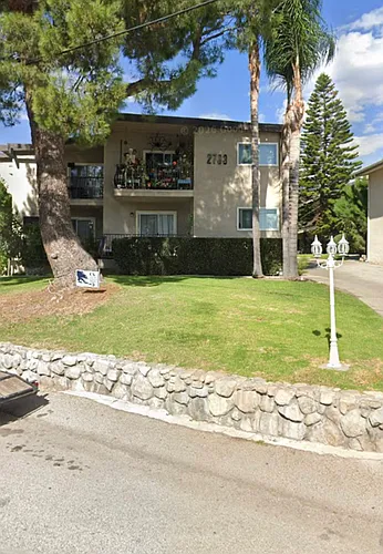 2733 Montrose Ave #7 Photo 1