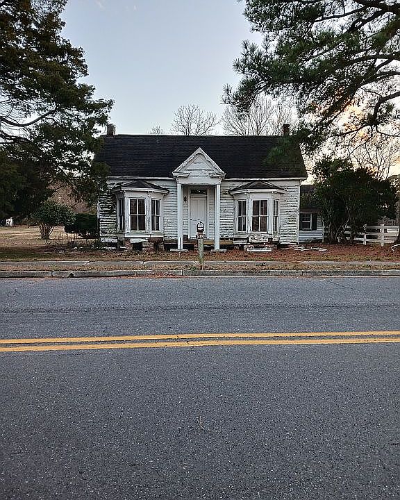 Front of house- main road