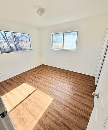 4th image of 5915 Highfield St