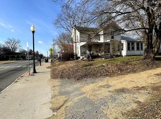 21 Main St, Queensbury, NY 12804