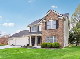 11907 Ledgestone Cir, Fishers, IN 46037