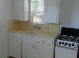 4374 1/2 Cover St, Riverside, CA 92506