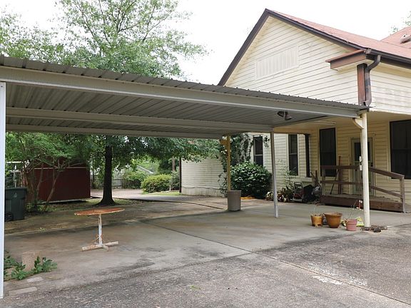 3rd image of 383 W Olive St