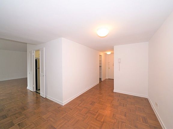 4th image of 444 E 82nd St APT 20H