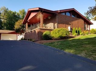 149 Bear Hole Rd, West Springfield, MA 01089