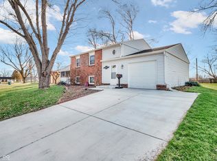 207 Maplebrook Dr, Brownsburg, IN 46112
