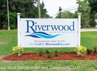 753 Oceanside Cir, Ruskin, FL 33570