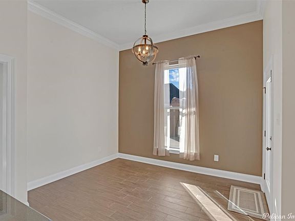 5th image of 241 Danielle Dr