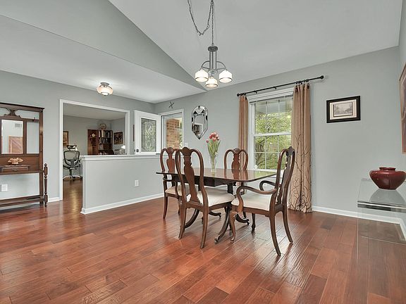 4th image of 2227 Adner Ct