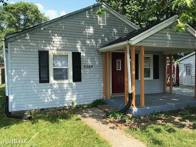 3056 S Holt Rd photo 1