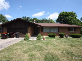 5608 N Stephen Dr, Peoria, IL 61615