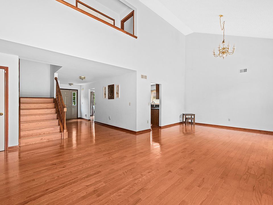 4877 Davis Ct, photo 7