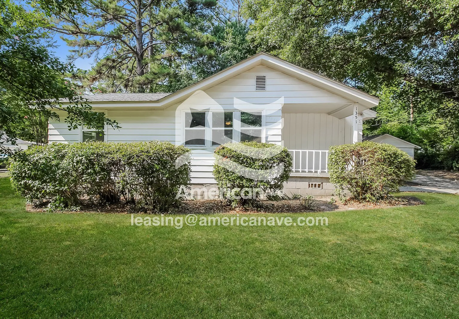 3 bed, 2.0 bath, 1391 sqft, $1,697 — Photo 1