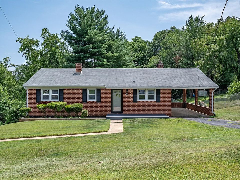 1st image of 109 Vista Ln