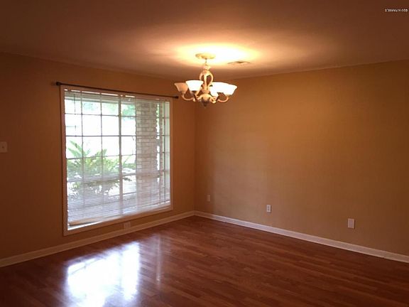 3rd image of 153 Grand Ave