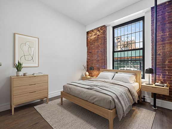 5th image of 326 E 94th St APT 1E