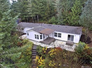 170 E Mossflower Ln, Grapeview, WA 98546