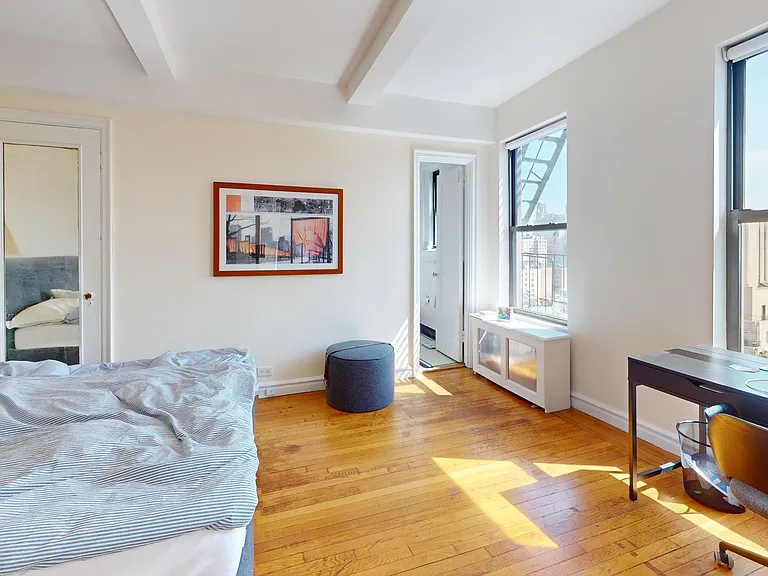 114 W 86th St #16C — Photo 7