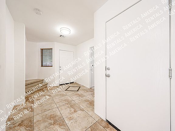 4th image of 13041 W Mauna Loa Ln