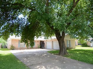 8907 Troulon Dr, Houston, TX 77036