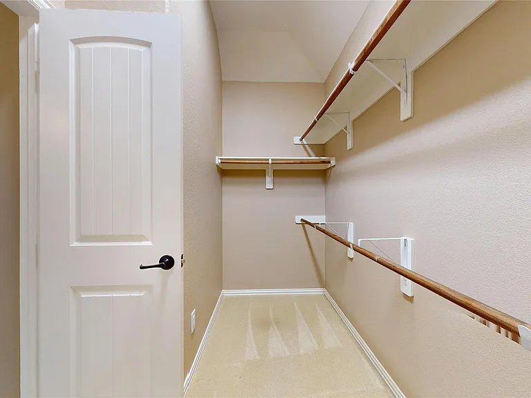 12314 Meadow Breeze Dr — Photo 25