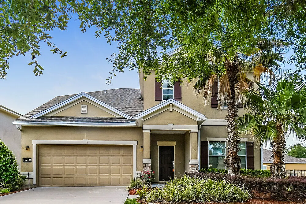 4 bed, 2.5 bath, 2674 sqft, $2,490 — Photo 4