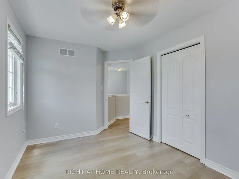 2206 Coronation Dr — Photo 18