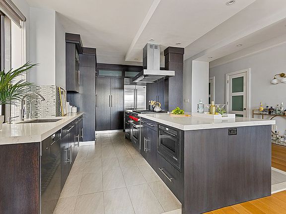 5th image of 50 Plaza St E APT 7C