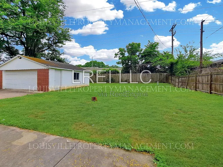 4007 Blossomwood Dr — Photo 22