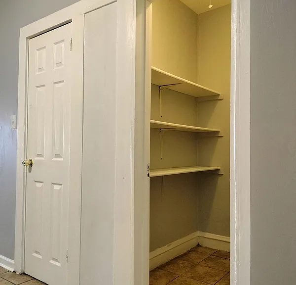 11142 S Eggleston Ave — Photo 9