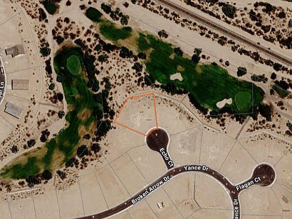 3rd image of 910 ECHO Court