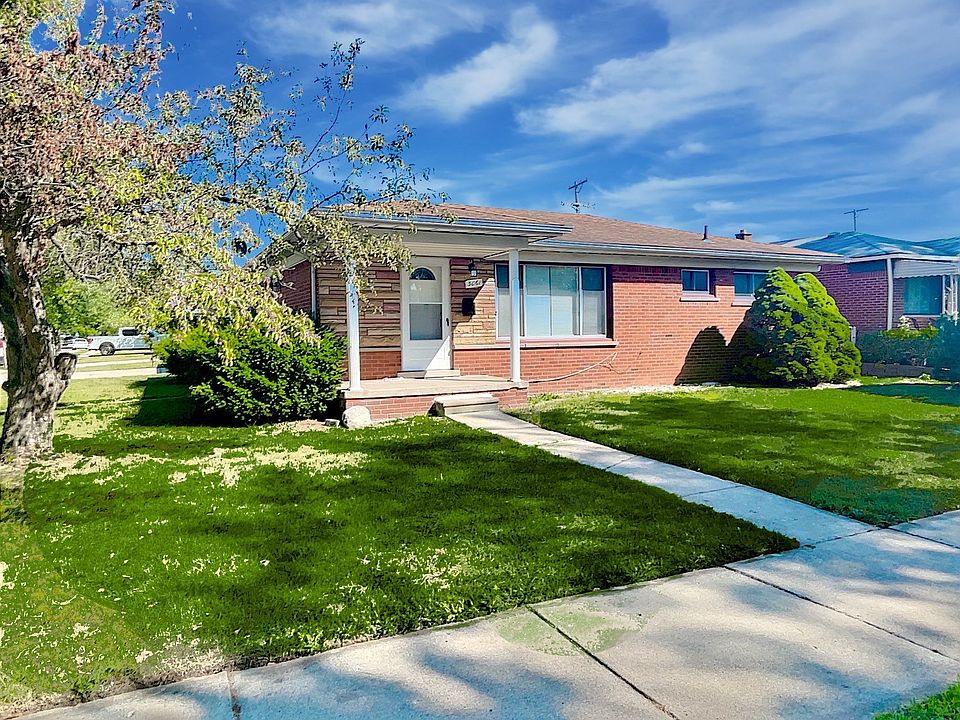 1st image of 3061 S Ferris Ave