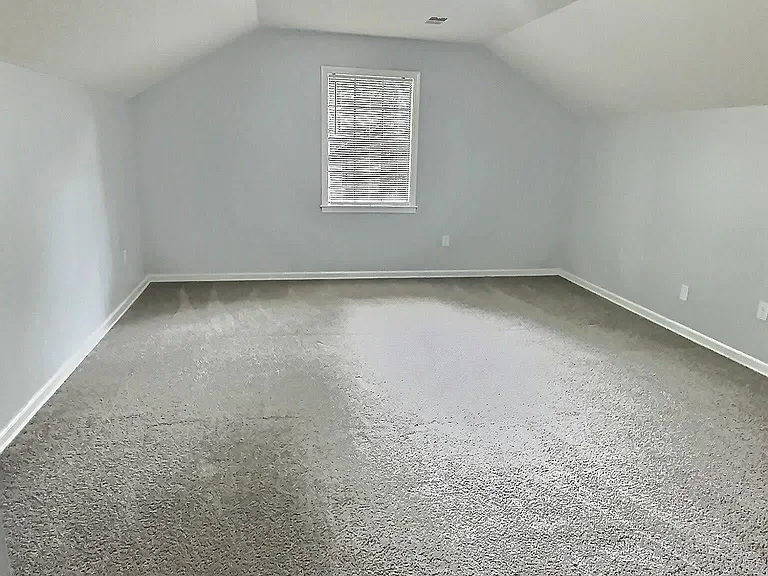 1562 Holly Hill Dr — Photo 18