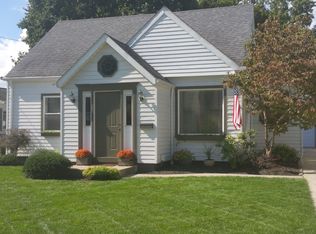 2746 Fairview Pl, Cuyahoga Falls, OH 44221